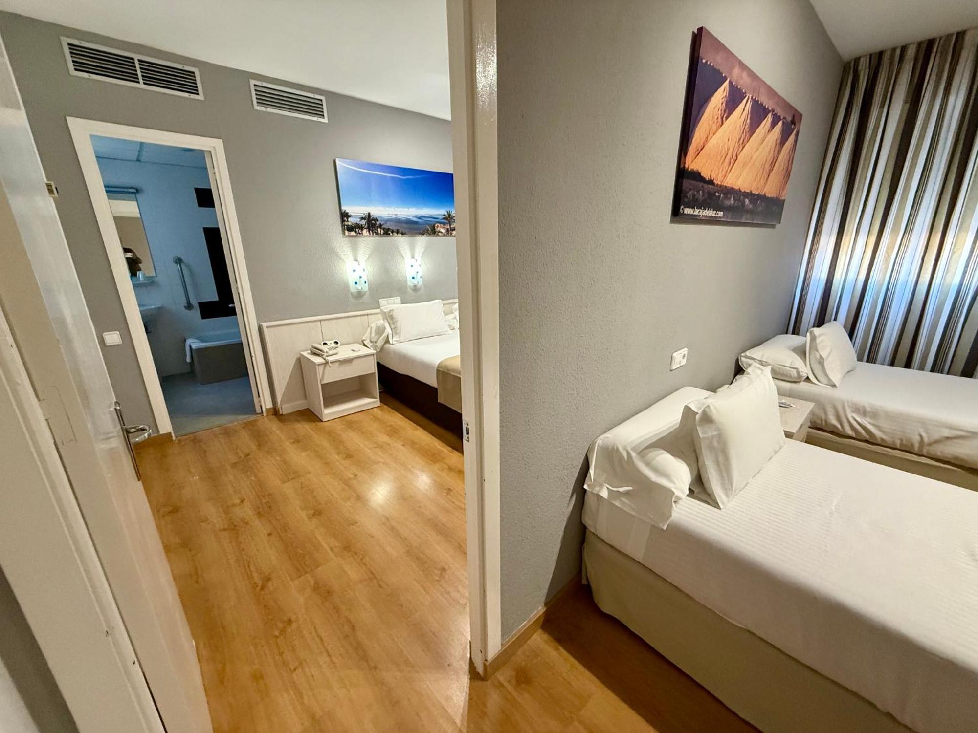 Neptuno Hotel 3*