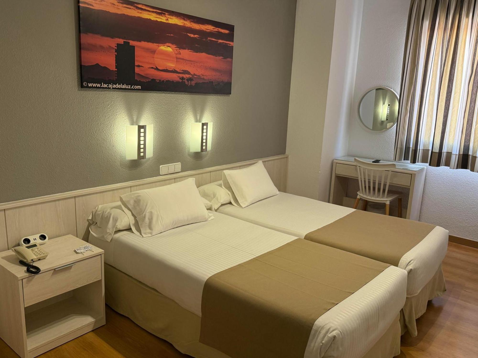 Neptuno Hotel 3*